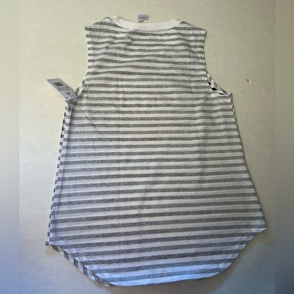 Disney Mickey Mouse striped women’s sleeveless tank top shirt NWT Sz-XS. L10 - Picture 4 of 7